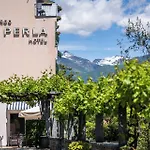 Easy By La Perla Hotel