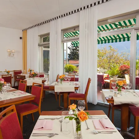 فندق Easy By La Perla 3*