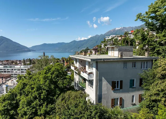 Easy By La Perla 호텔 3*