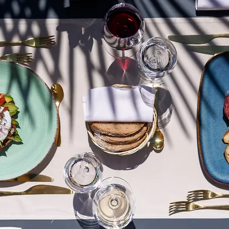 Easy By La Perla 아스꼬나