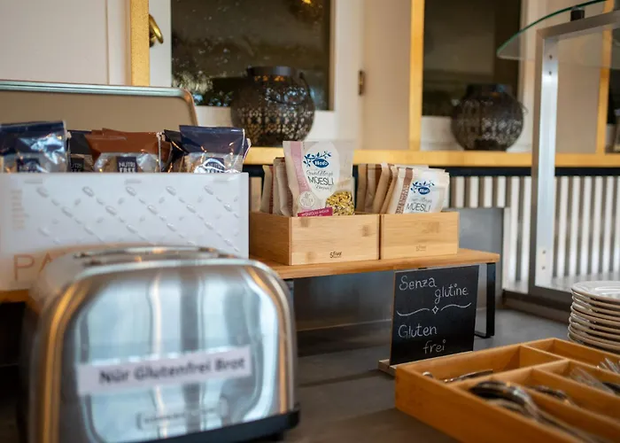 Easy By La Perla 호텔 아스꼬나