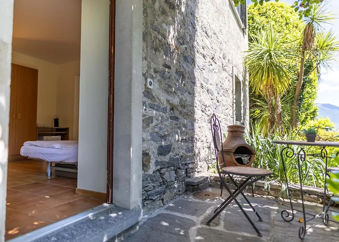 Easy By La Perla 아스꼬나