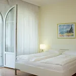 Easy By La Perla 3* أسكونا
