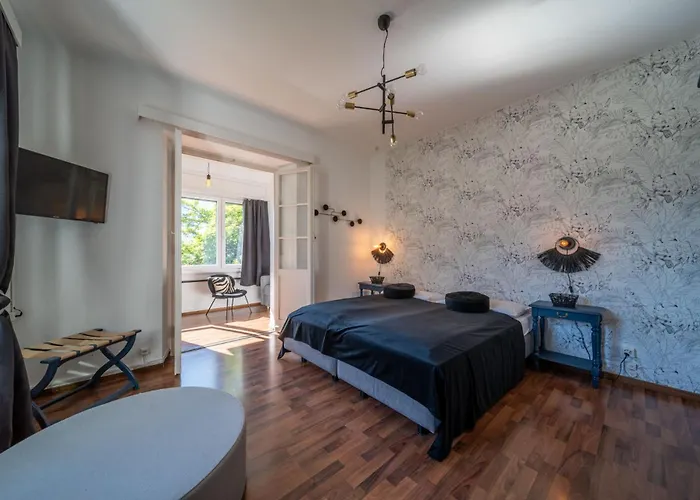 Easy By La Perla ホテル