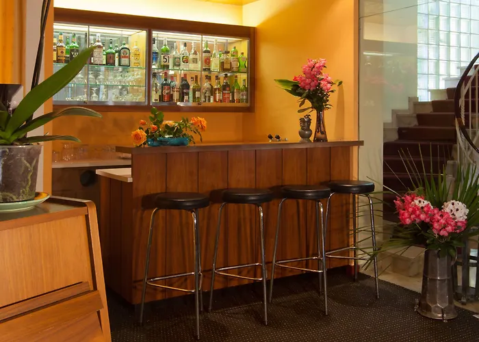 Easy By La Perla アスコナ